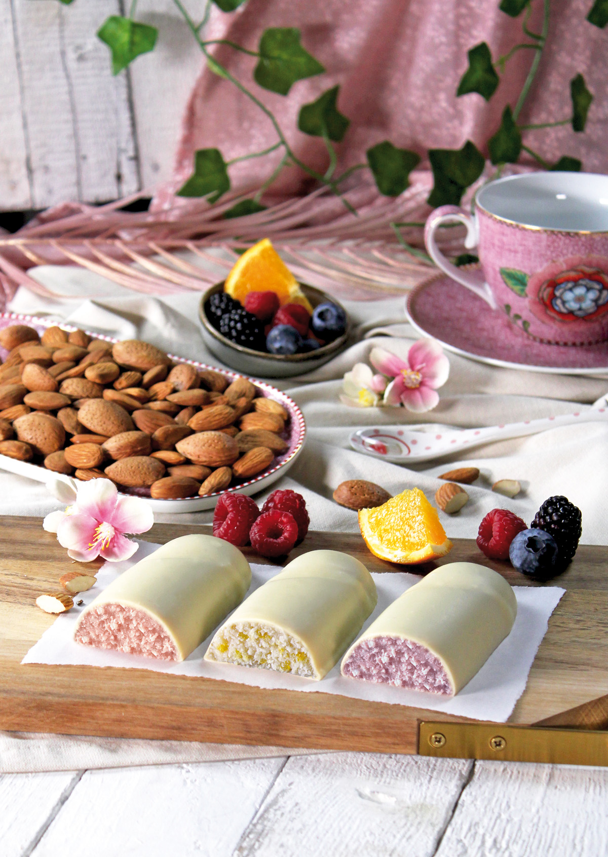 Wildberry-Lillet Marzipanbrot